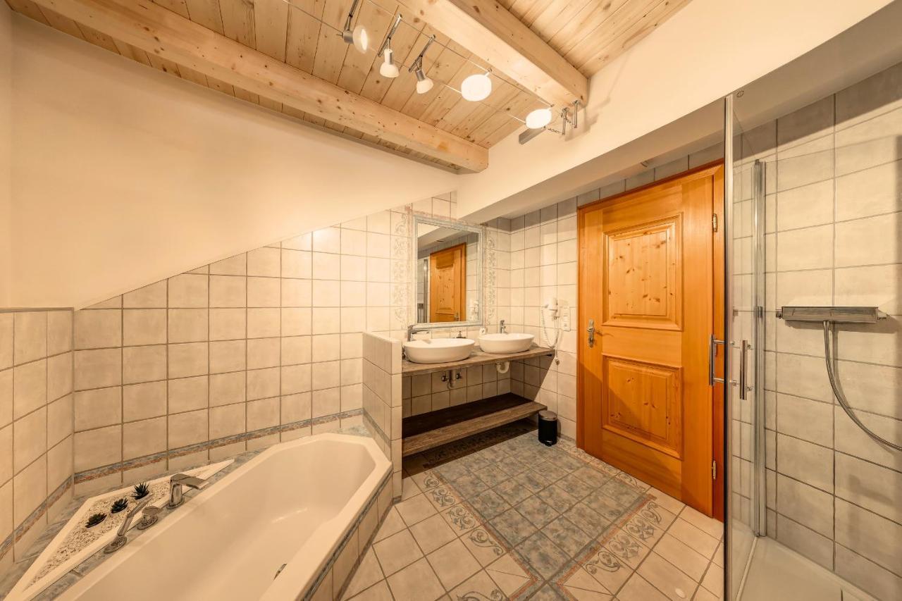 Silberleithen Estate Apartment Бибервир Екстериор снимка